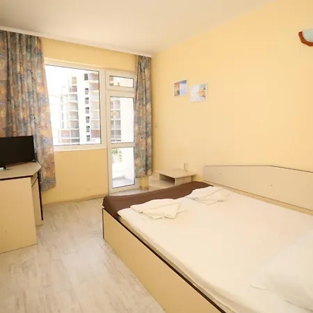 Family White House 포마리