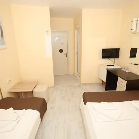 Family White House 2* Gmina Pomorie