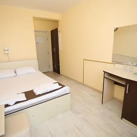 Family White House 2* Gmina Pomorie