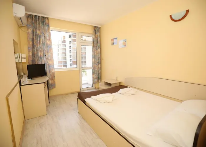 Family White House Pomorie